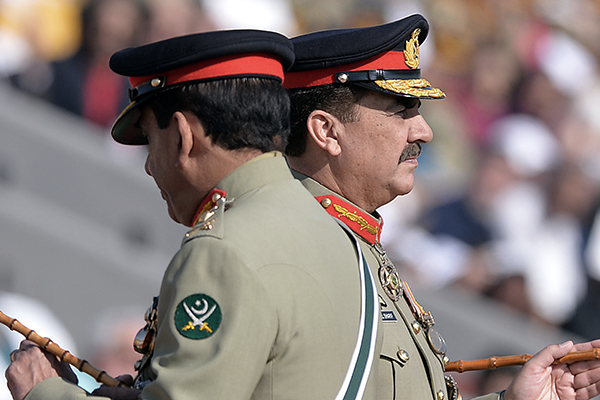 Kayani and Sharif in Rawalpindi, Nov. 29. Aamir Qureshi—AFP