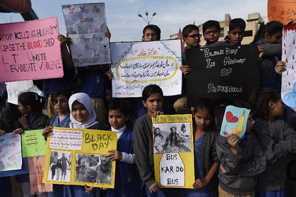 Anti-Taliban protesters in Karachi. Asif Hassan—AFP