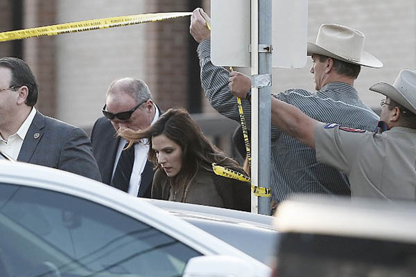 Taya Kyle leaves the trial of Eddie Ray Routh, Feb. 11, 2015. Brandon Wade-Getty Images North America—AFP