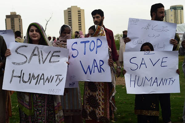 Demonstrators in Islamabad protest against the war in Yemen. Farooq Naeem—AFP