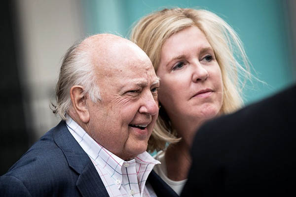 Ailes with his wife, Elizabeth Tilson. Drew Angerer—AFP